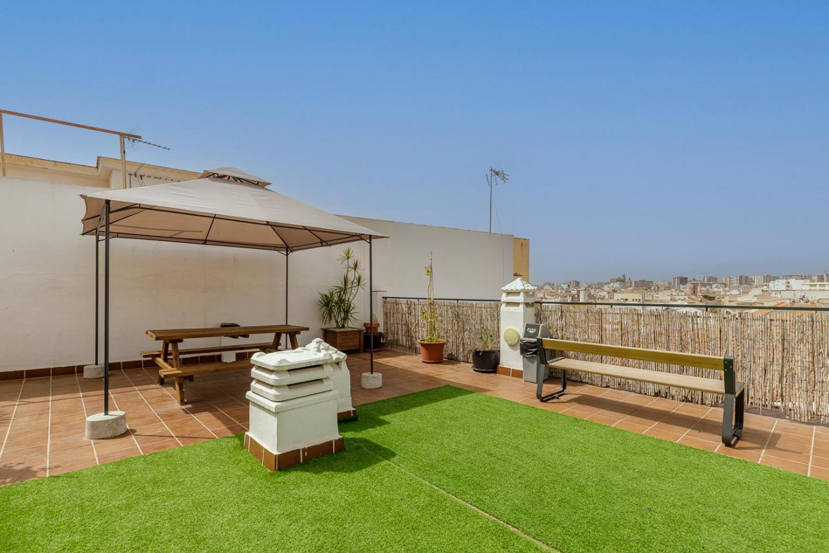 Fun Building Flats By Homeabout Malaga Exterior photo